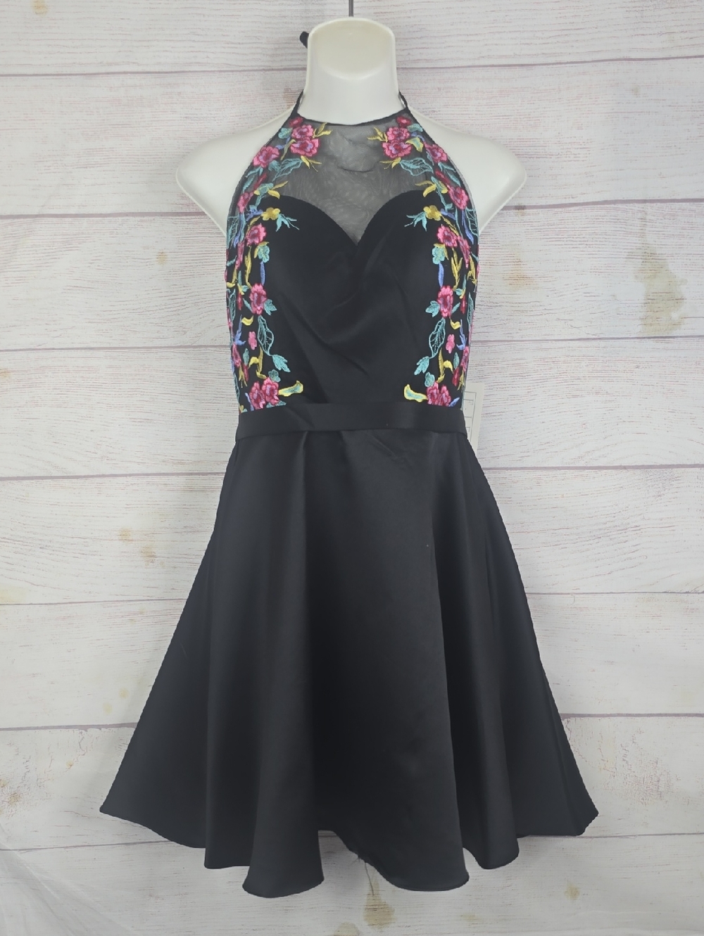 Fiesta Fashion Embroidered Floral Halter Fit & Flare Black Dress Sz MES